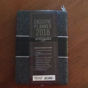 Rare 2018 Daily executive planner